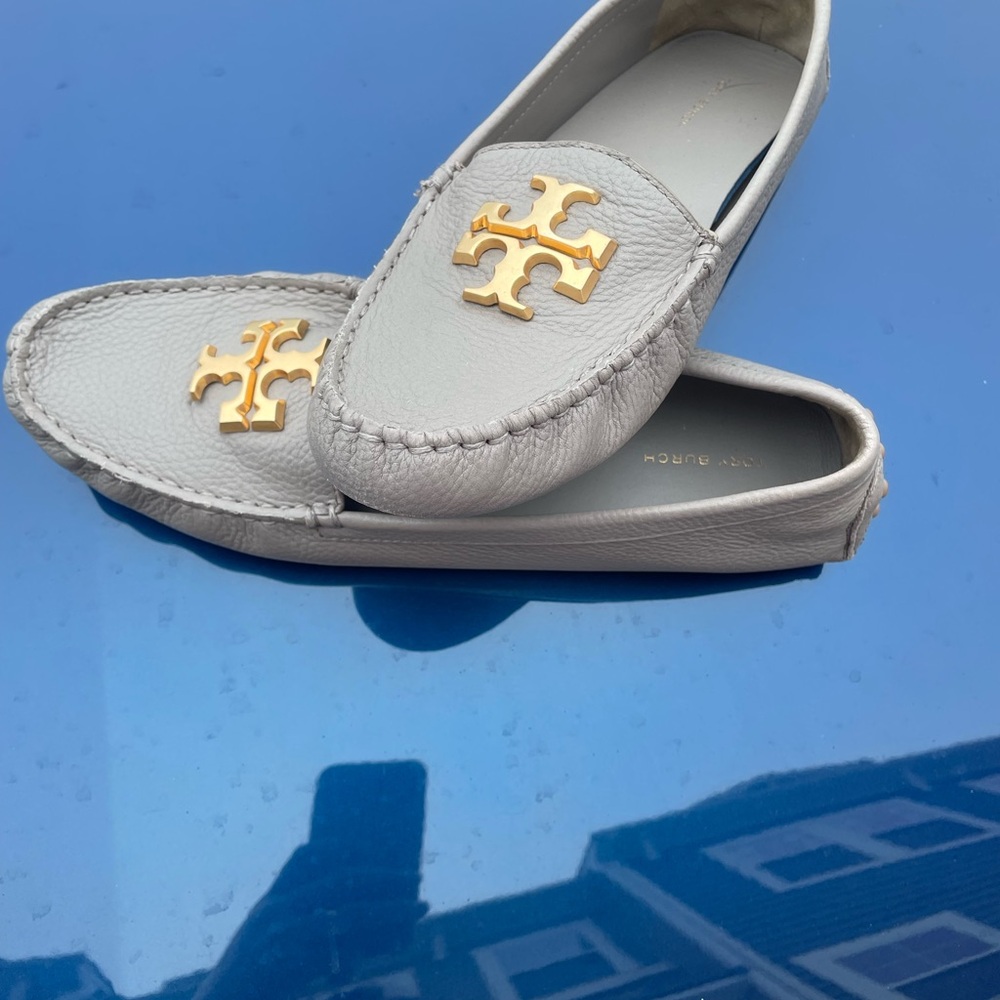 Tory Burch Gray Leather Loafers with Gold Accent